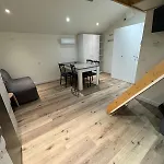 Apartment L'epinette - De Groupe Et Salle De Reception Allevard